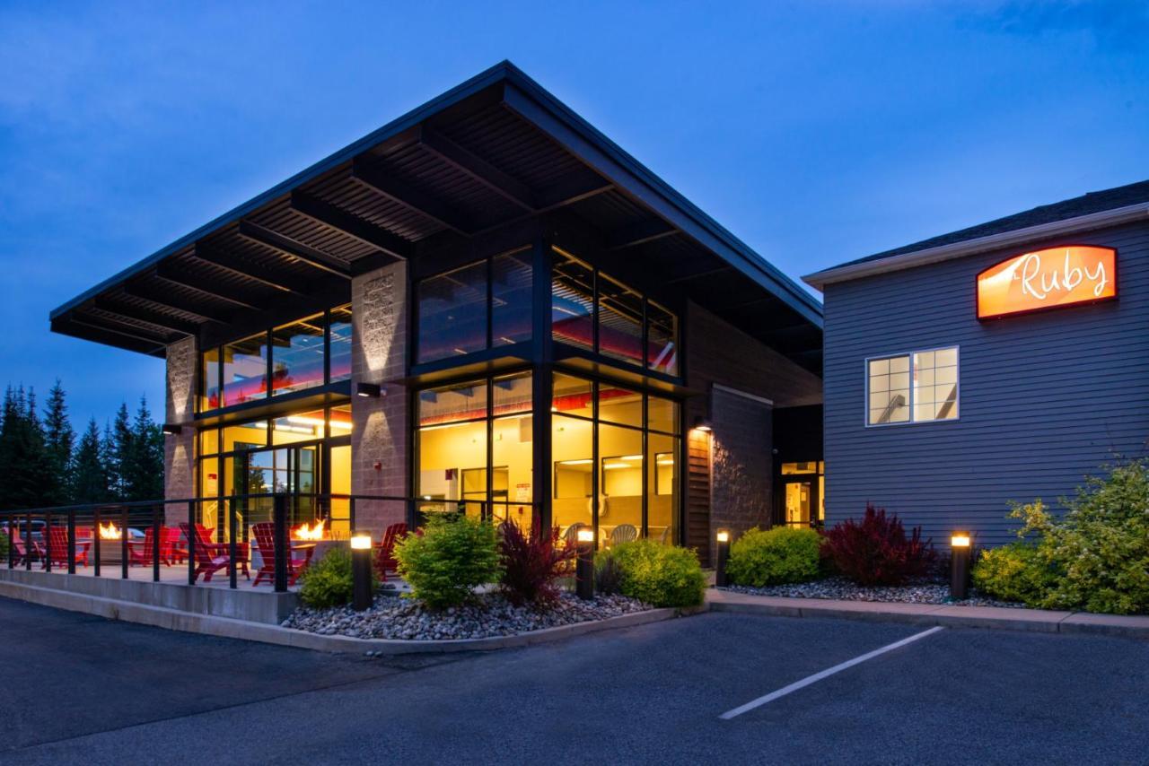 Ruby Hotel 3*