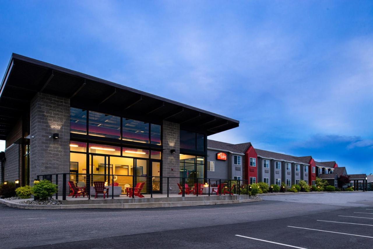 Ruby Hotel 3*